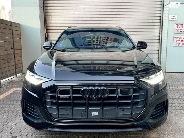 מודעת רכב אאודי Q8