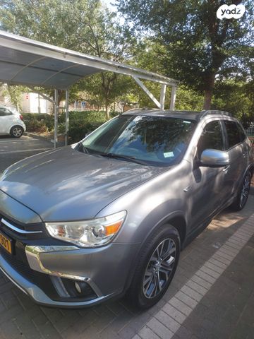 מודעת רכב מיצובישי ASX