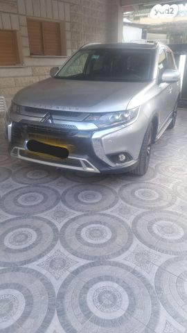 מיצובישי אאוטלנדר