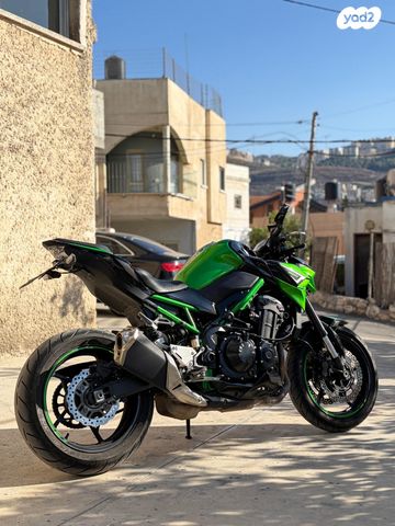 קאוואסאקי Z900