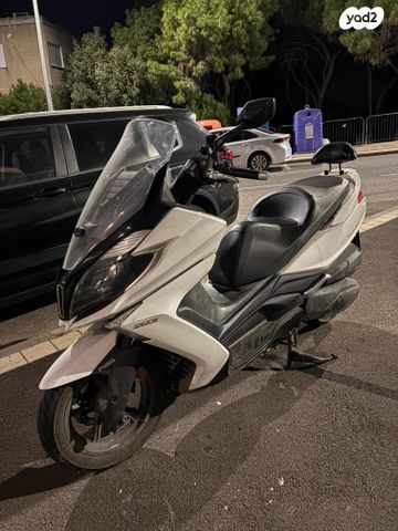 מודעת רכב קימקו דאון-טאון 250ABS