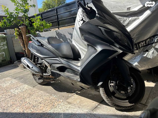 מודעת רכב קימקו דאון-טאון 250