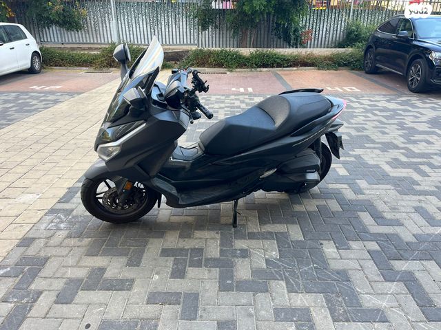 הונדה פורזה 350