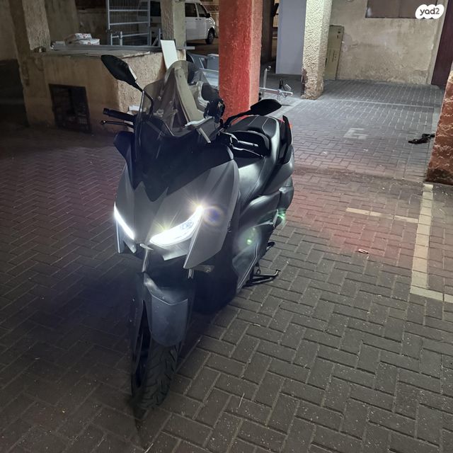 ימאהה X-MAX 300