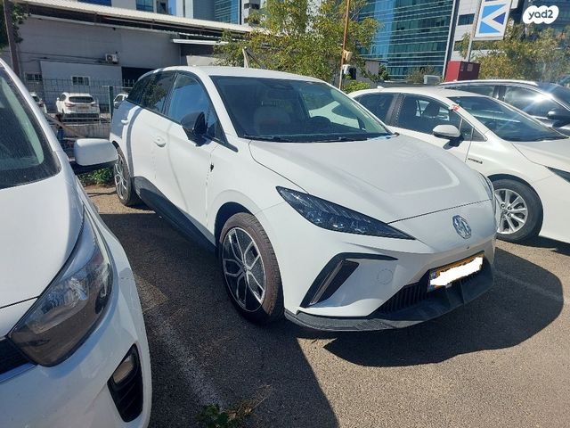 מודעת רכב אם ג'י MG4