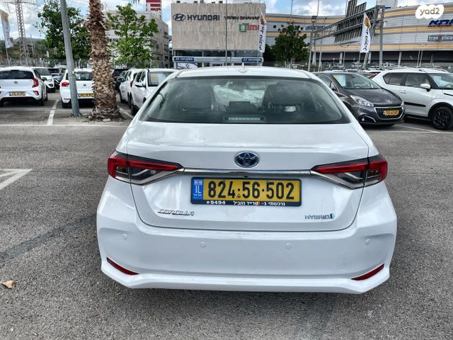 טויוטה קורולה