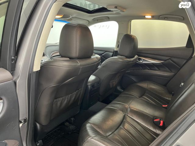 אינפיניטי G37