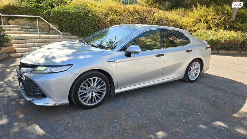 מודעת רכב טויוטה קאמרי