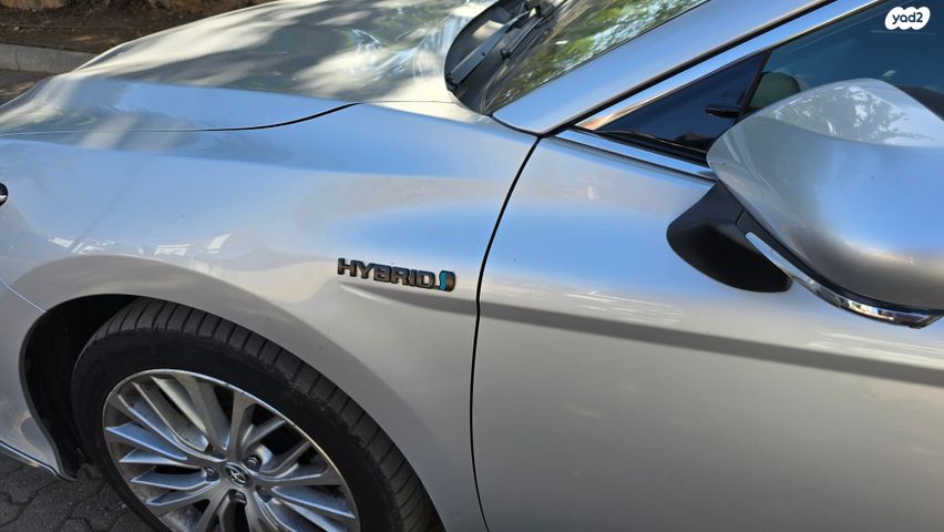 טויוטה קאמרי