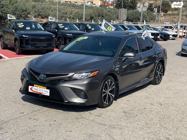מודעת רכב טויוטה קאמרי