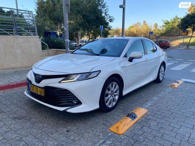 מודעת רכב טויוטה קאמרי