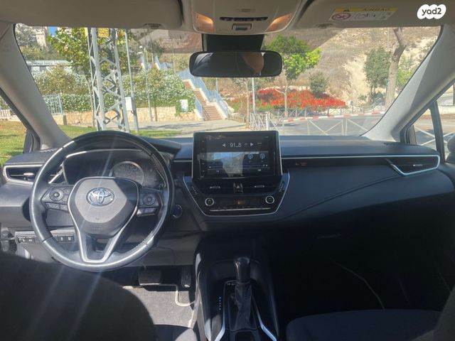 טויוטה קורולה