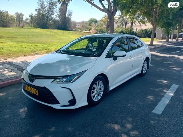 מודעת רכב טויוטה קורולה