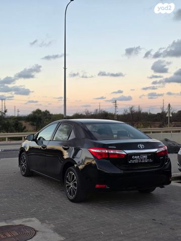 טויוטה קורולה