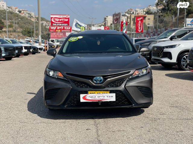 טויוטה קאמרי