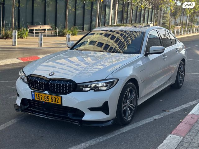 מודעת רכב ב מ וו סדרה 3