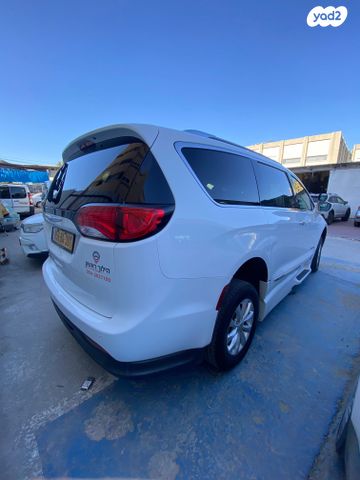 קרייזלר פסיפיקה