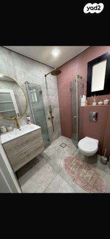 גג/ פנטהאוז, אהרון מזיא 3, שעריים, רחובות