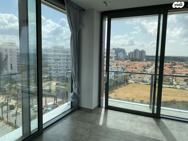 דירה, שדרות רחבעם זאבי 15, גבעת אולגה, חדרה