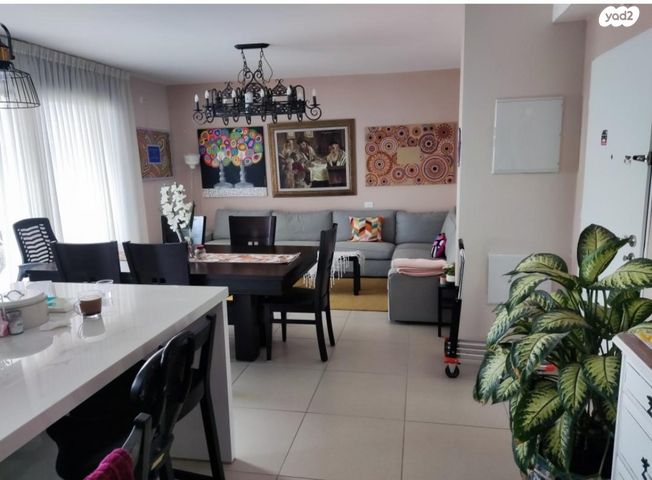 דירה, שלום דנינו 10, נתיבות מערב, נתיבות