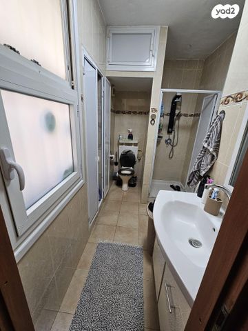 שדרות חיים וייצמן 42