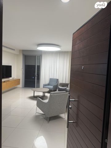 יעקב פיכמן 25