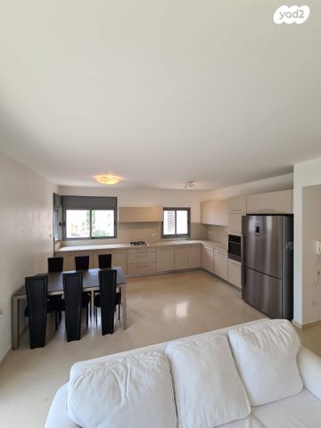 דירה, שדרות לוי אשכול 114, הגוש הגדול, רמת אביב החדשה, נופי ים, תל אביב יפו