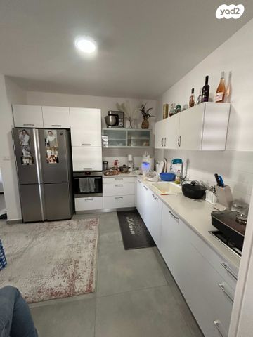 דירה, שרה אמנו 11, כרמי גת, קרית גת