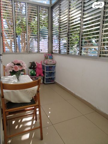 דירה, גאולה 7, גאולה, חיפה