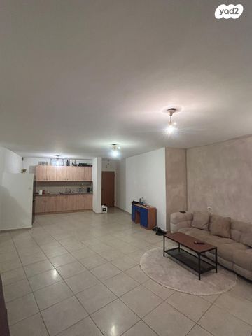 דירה, התקווה 10, רובע הקריה, הסיטי, אשדוד