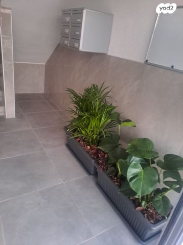 דירה, יצחק שמש 10, נוף שאן, בית שאן