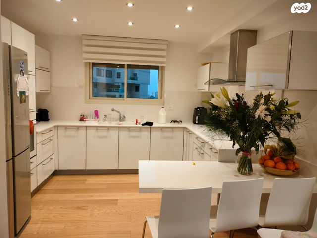 דירה, פייר קניג 37, נוף הטיילת, נתניה