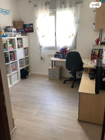 דירה, הרב שלום איפרגן 5, קרית השרון, נתניה