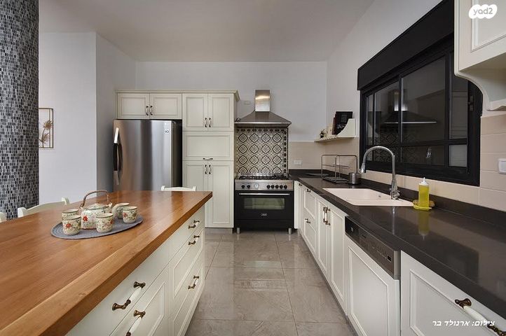 משק חקלאי/ נחלה, דוכיפת 2, זרעית, זרעית