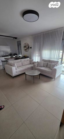 דרך מנחם בגין 65