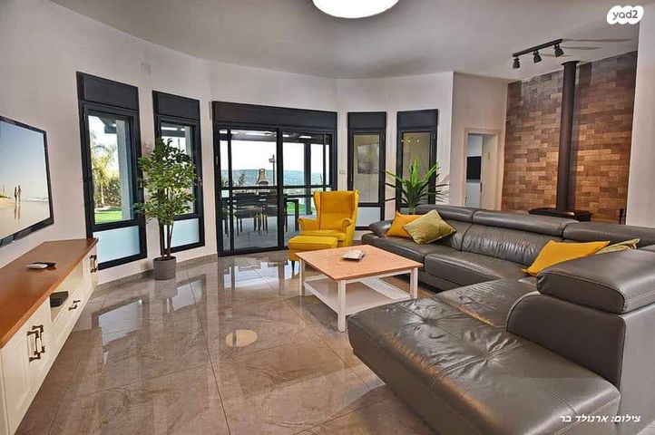 משק חקלאי/ נחלה, דוכיפת 2, זרעית, זרעית