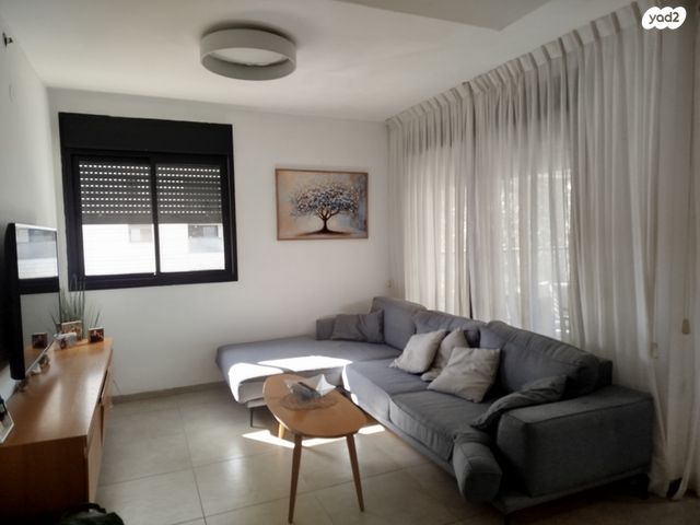 דירה, יונתן רטוש 3, פסגות אפק, ראש העין