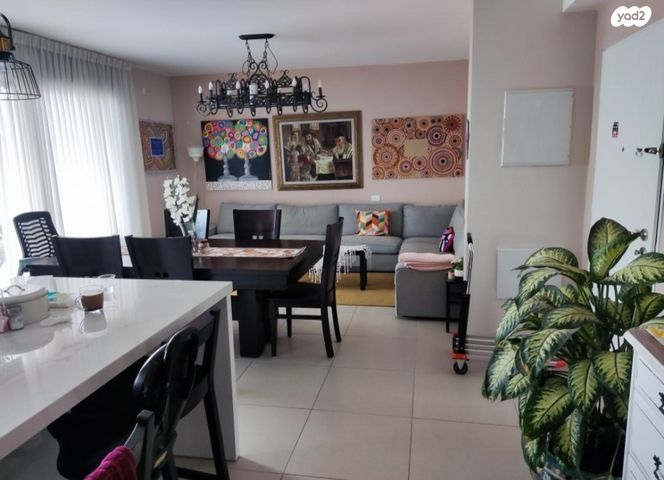 דירה, שלום דנינו 10, נתיבות מערב, נתיבות