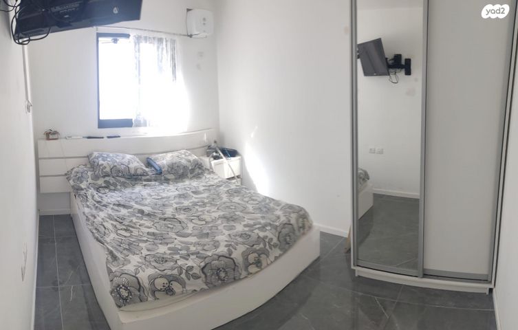 גג/ פנטהאוז, אפעל 2, שיכון ותיקים, חולון