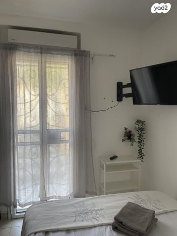 דירה, העלייה 19, מול היקב, זכרון יעקב