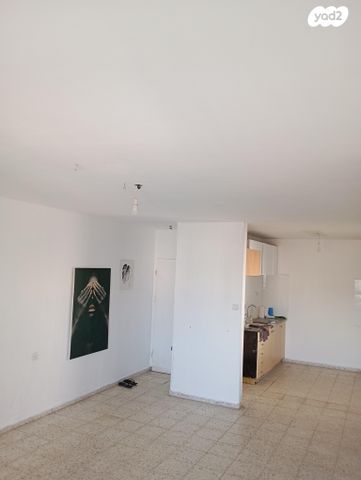 דירה, משה שרת 42, ברנע, אשקלון