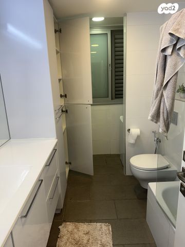 דירה, יעקב פיכמן 25, ח-501, חולון