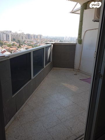 דירה, משה שרת 42, ברנע, אשקלון