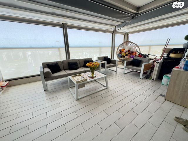 גג/ פנטהאוז, אהרון מזיא 3, שעריים, רחובות