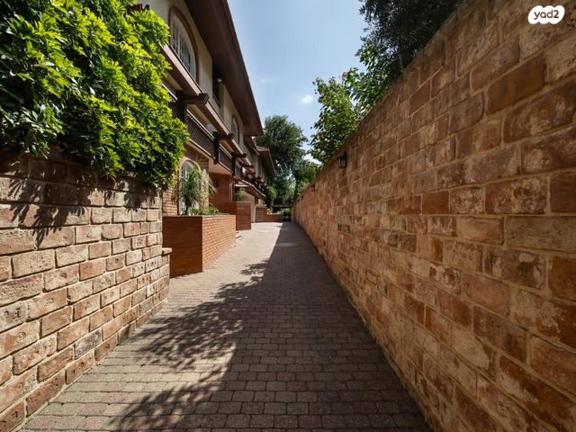 הנשיא יצחק בן צבי 157