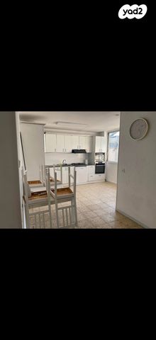 שרה אהרונסון 59