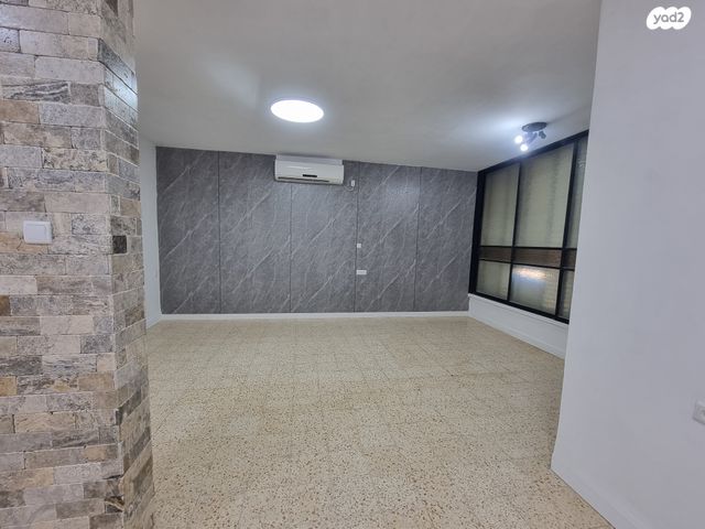 שדרות כצנלסון 12