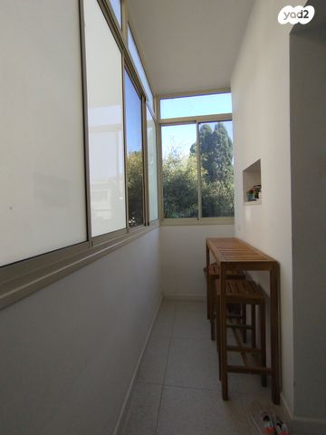 ארלוזורוב 37