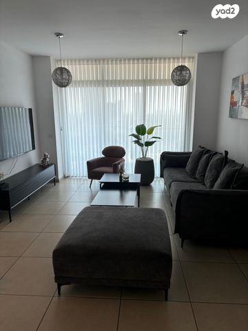 דירה, דגניה 10, נווה עוז, פתח תקווה