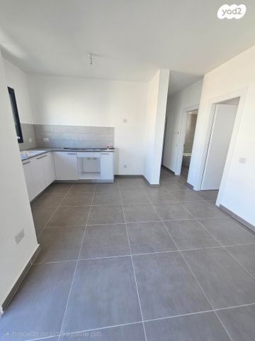 דירה, הרב שלום שבזי 215, פסגות אפק, ראש העין